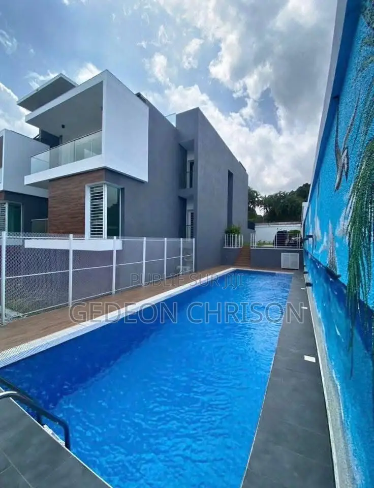 4chbre Appartement dans Cocody à Louer