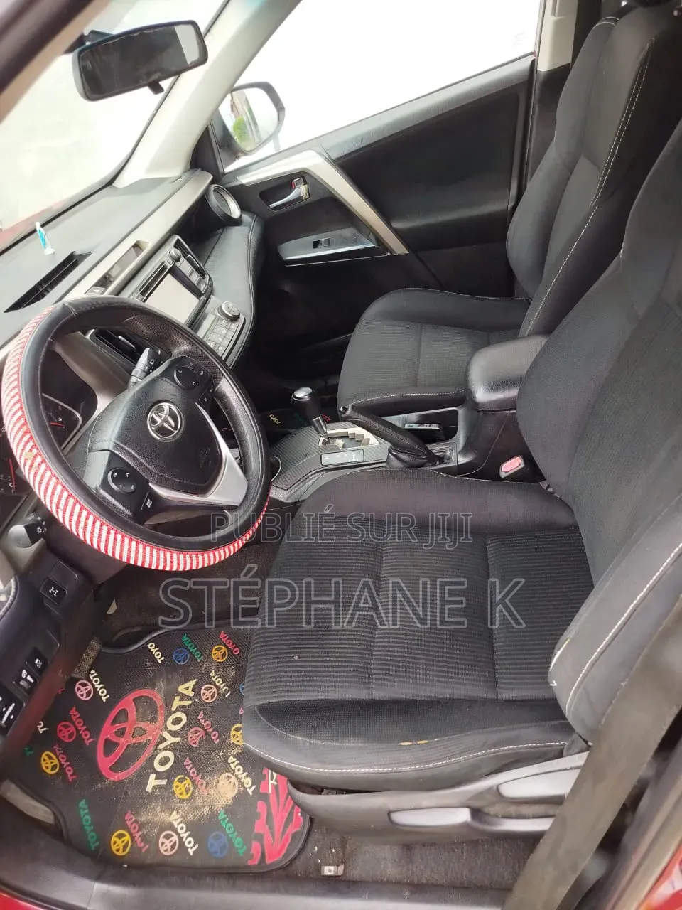 Toyota RAV4 2015 Rouge
