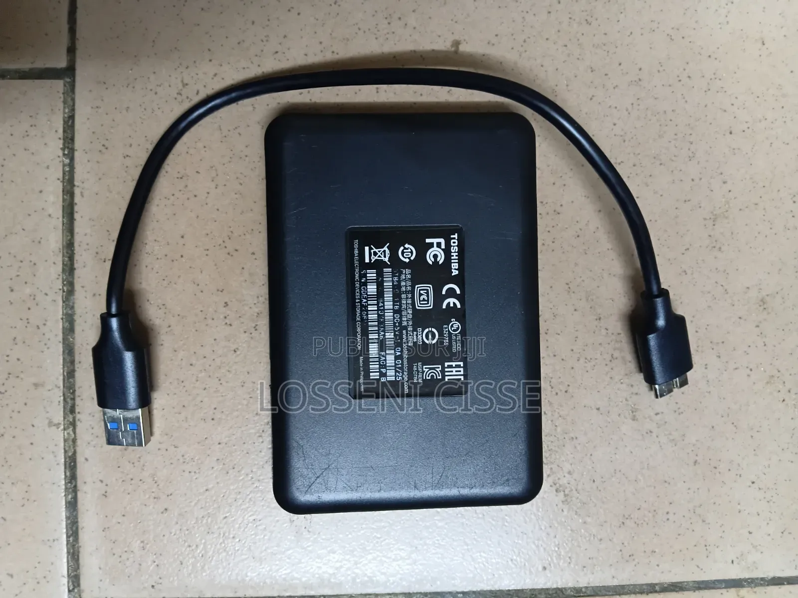 Disque Dur Externe 700 Go - Très Bon État