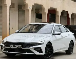 Hyundai Elantra 2025 Blanc
