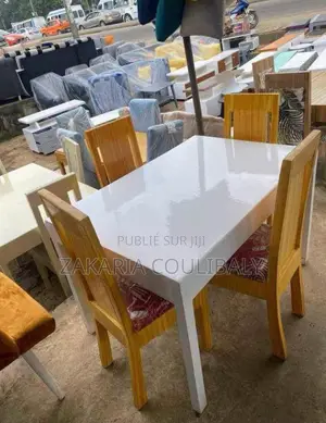 Tables À Manger