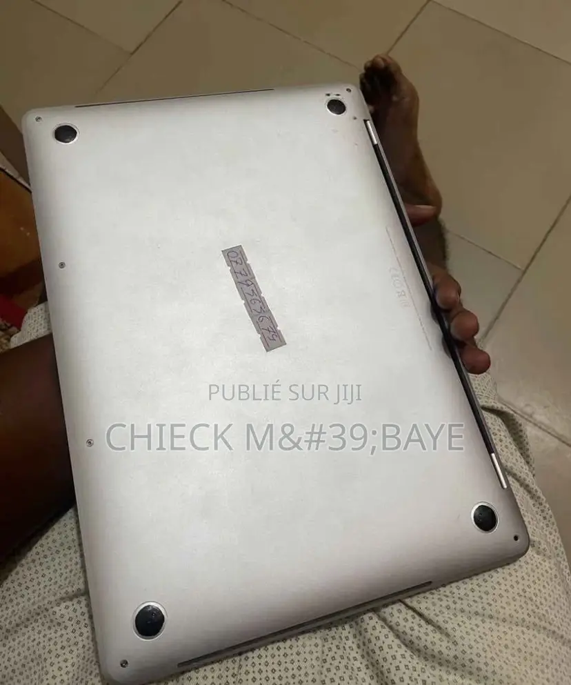 Nouveau Ordinateur portable Apple MacBook 32GB Apple M5 Max HDD 512GB