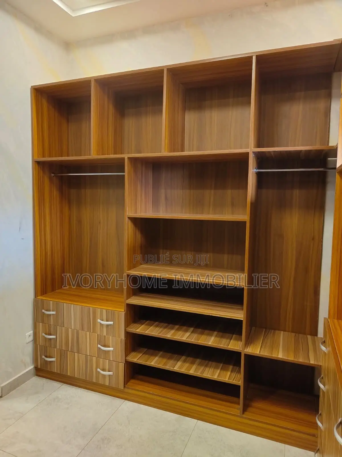 5chbre Duplex dans Cocody à Louer