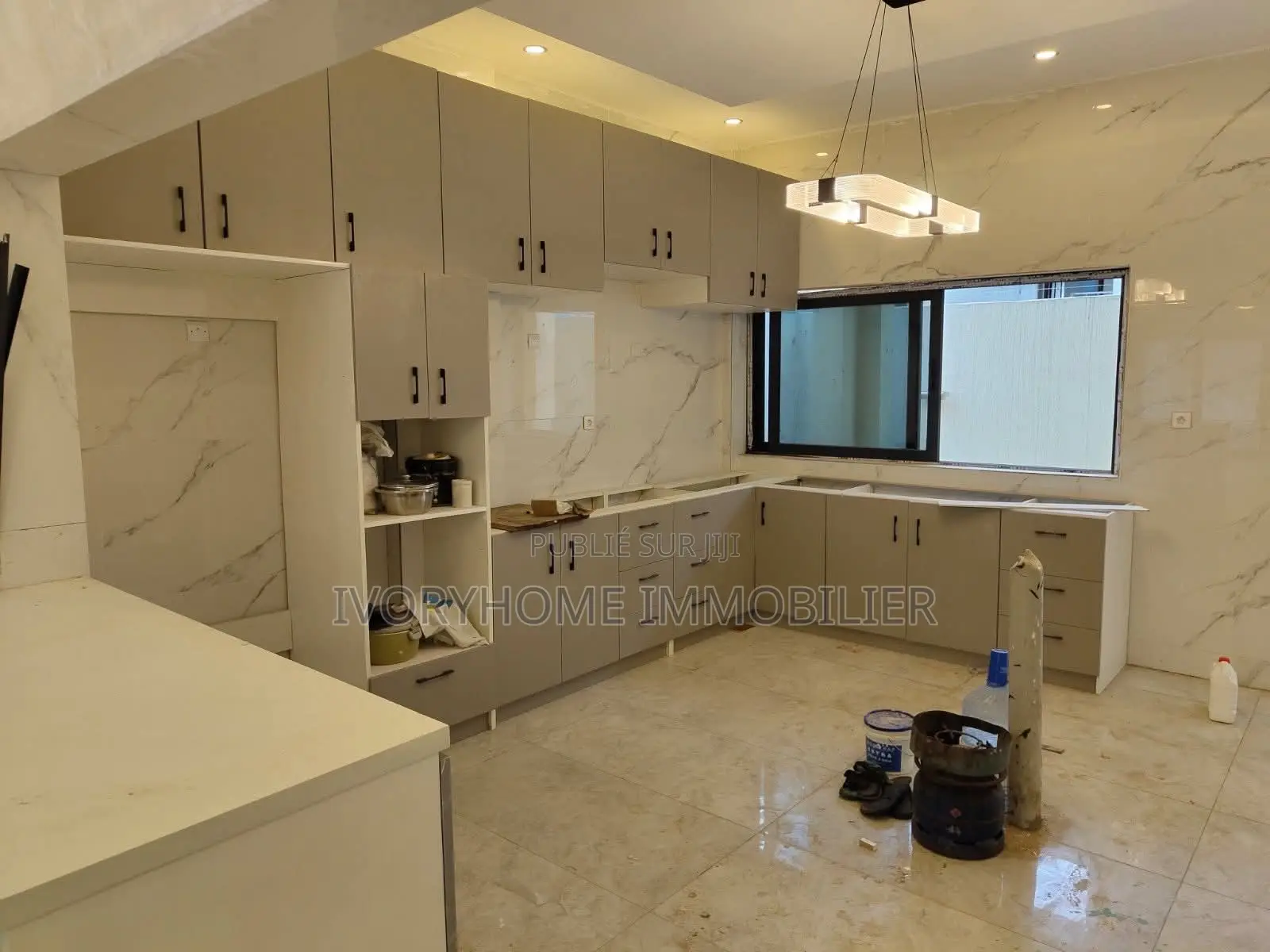 5chbre Duplex dans Cocody à Louer