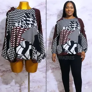 Tunique Africaine Moderne Pour Femme. Solde : 1500fcfa