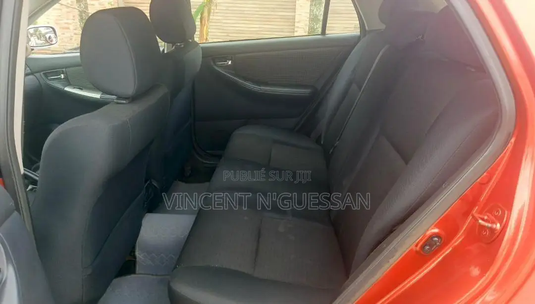 Toyota Corolla 2002 Orange
