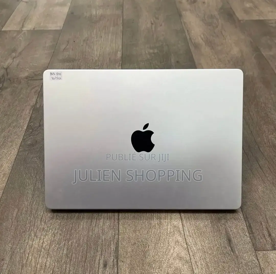 Nouveau Apple MacBook Pro 2015 256GB Apple M1 Max HDD+SSD 512GB