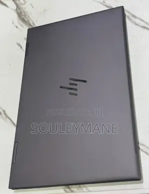 Ordinateur portable HP Envy 15 20GB AMD Ryzen 7 SSD 512GB