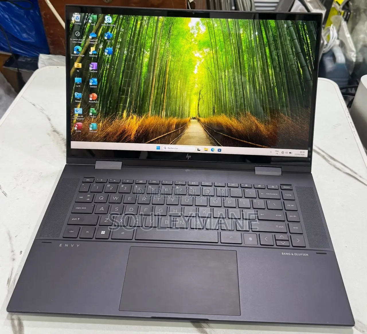 Ordinateur portable HP Envy 15 20GB AMD Ryzen 7 SSD 512GB