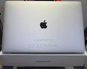 Ordinateur portable Apple MacBook 2016 16GB Intel Core i7 SSD 512GB