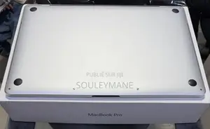 Ordinateur portable Apple MacBook 2016 16GB Intel Core i7 SSD 512GB