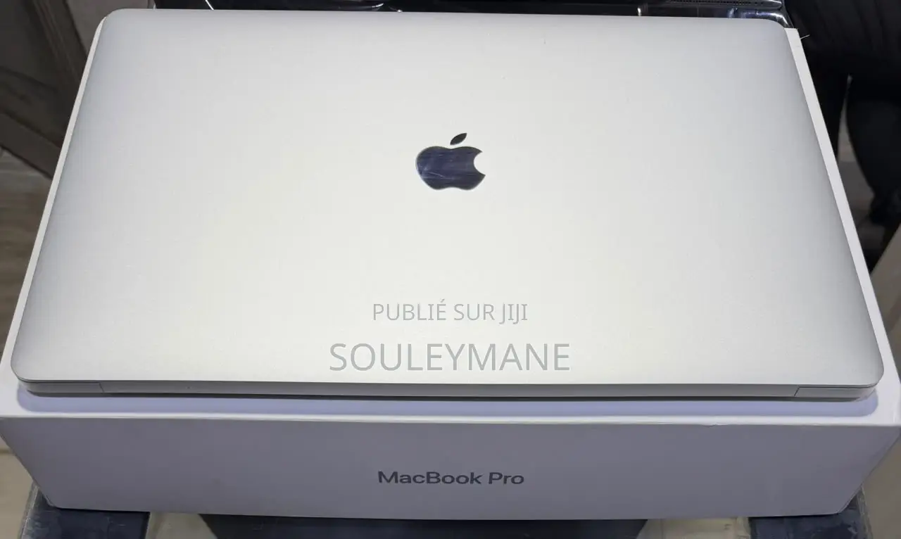 Ordinateur portable Apple MacBook 2016 16GB Intel Core i7 SSD 512GB