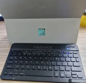 Ordinateur portable Microsoft Surface 3 4GB Intel Atom SSD 128GB
