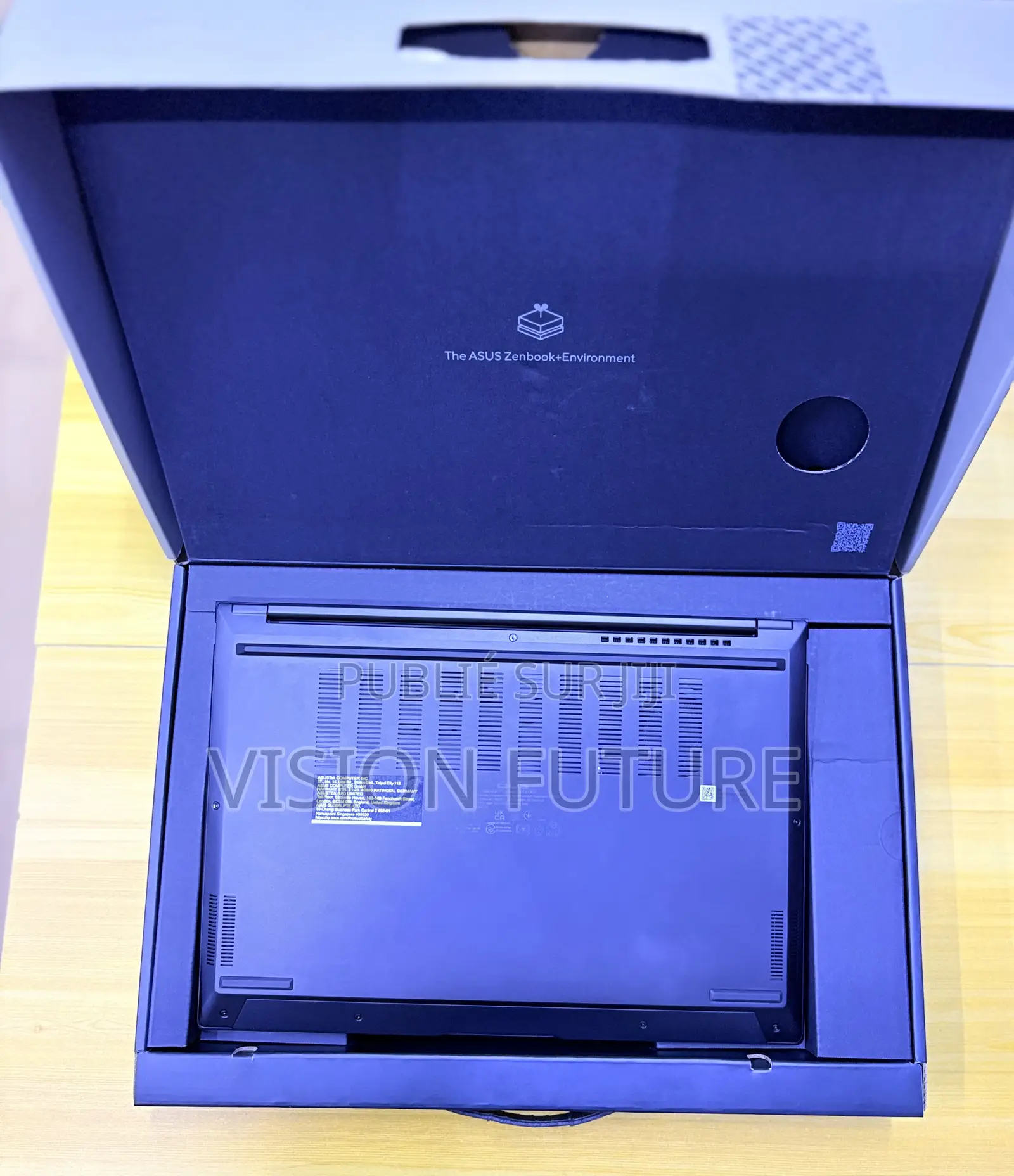 Nouveau Asus Zenbook 14 UX434 32GB AMD Ryzen 7 SSD 1T