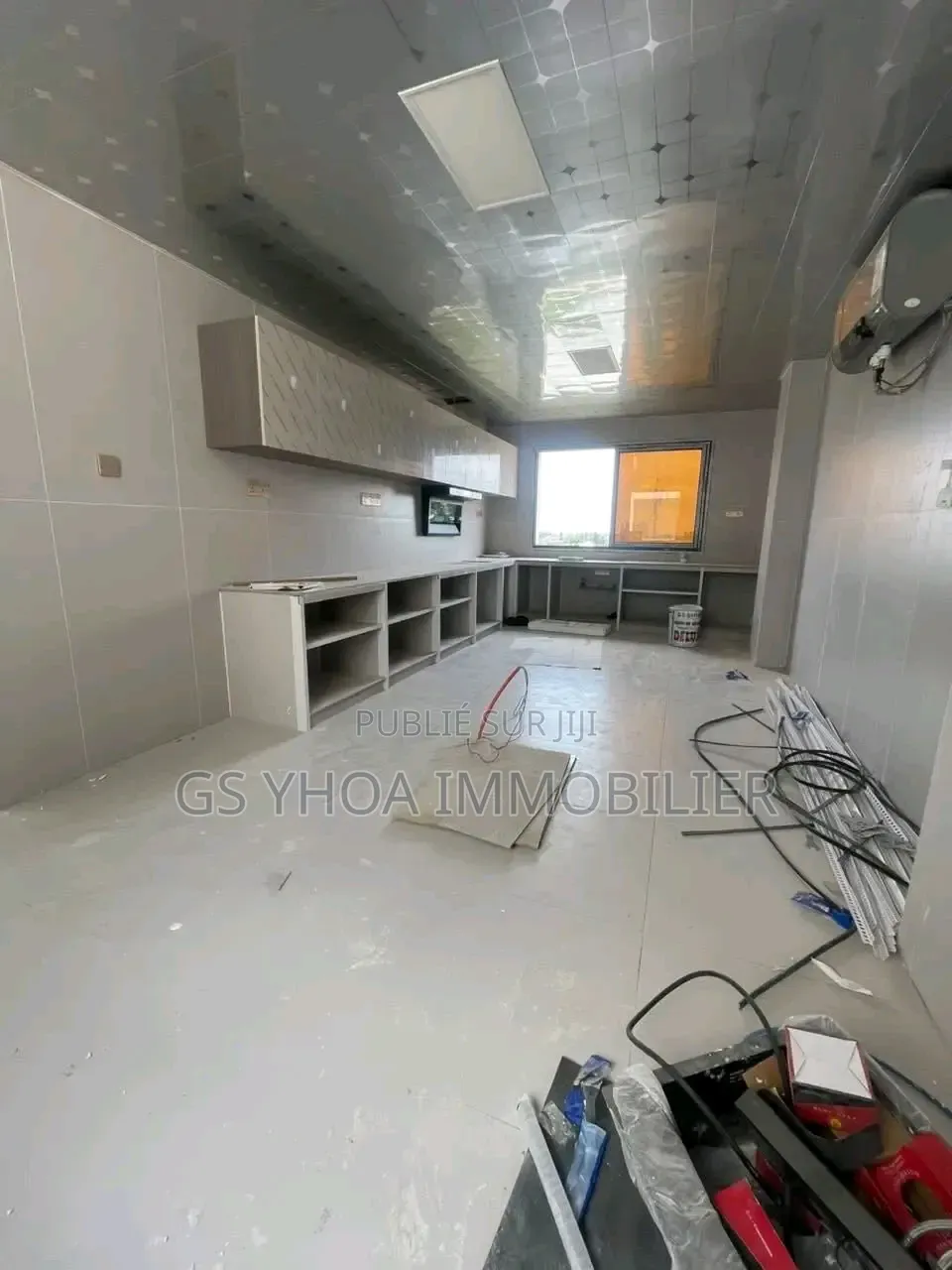 20chbre Blocs d'appartements dans Cocody à Vendre