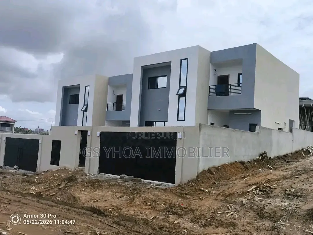 4chbre Duplex dans Bingerville à Vendre