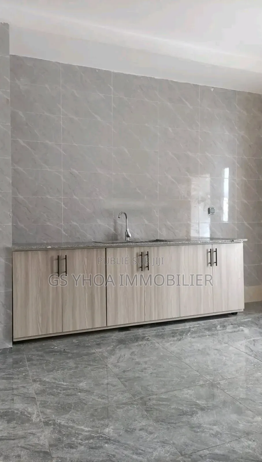 4chbre Duplex dans Bingerville à Vendre