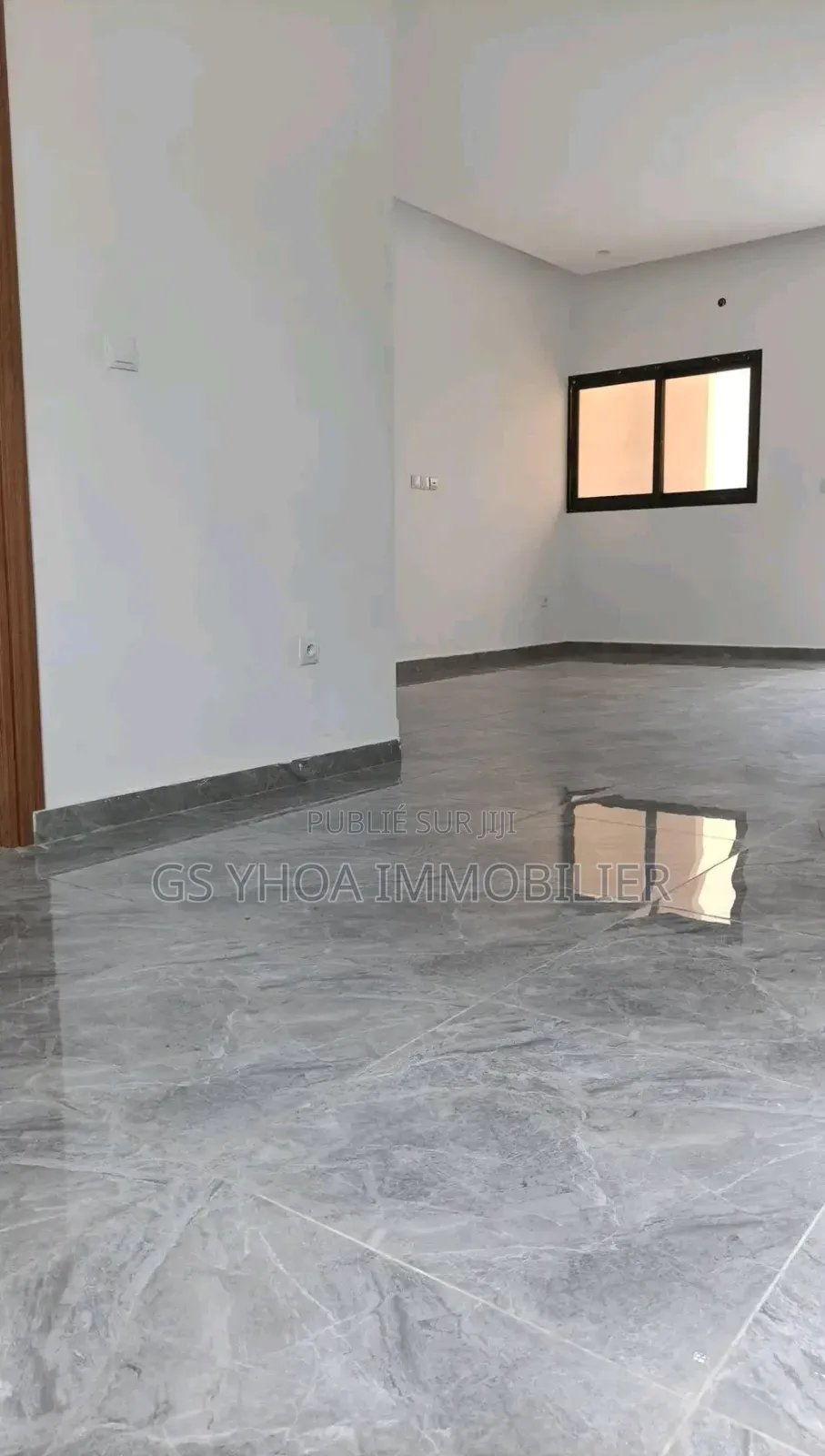 4chbre Duplex dans Bingerville à Vendre