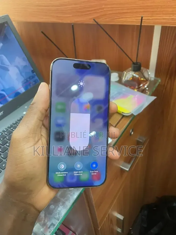 Nouveau Apple iPhone 16 Pro 128 GB Autre