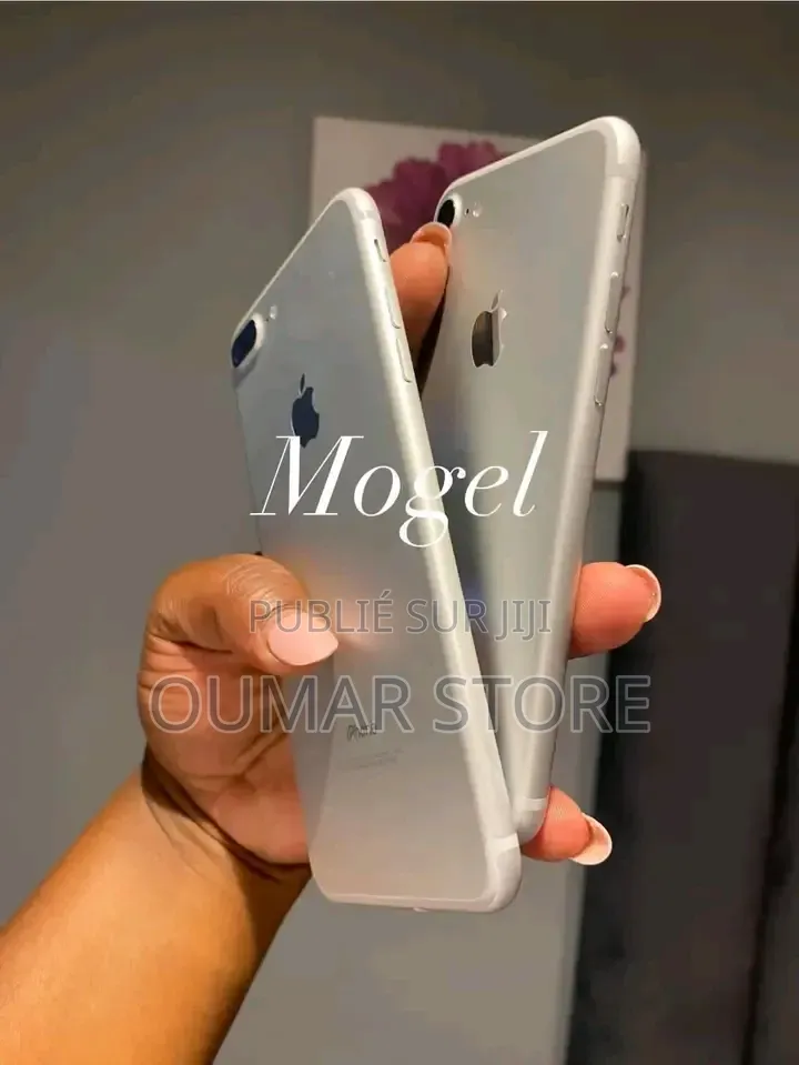 Nouveau Apple iPhone 7 128 GB Argenté