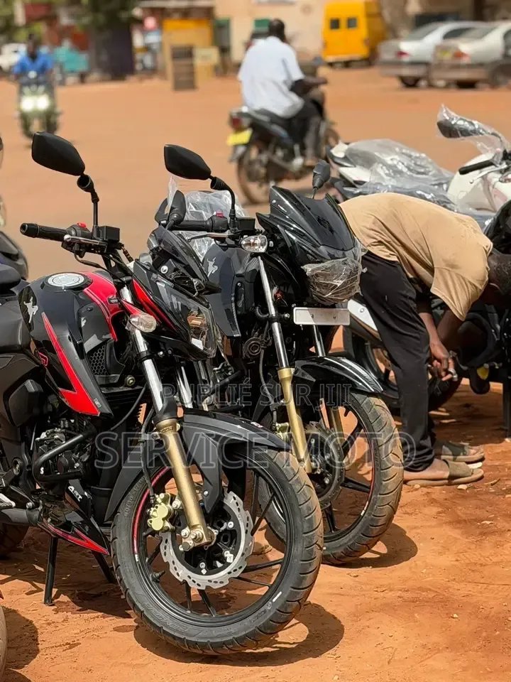 Nouveau TVS Apache 180 RTR 2023 Autre