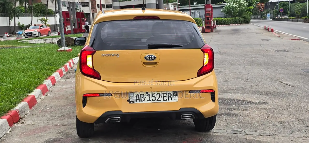 Kia Morning 2021 Jaune