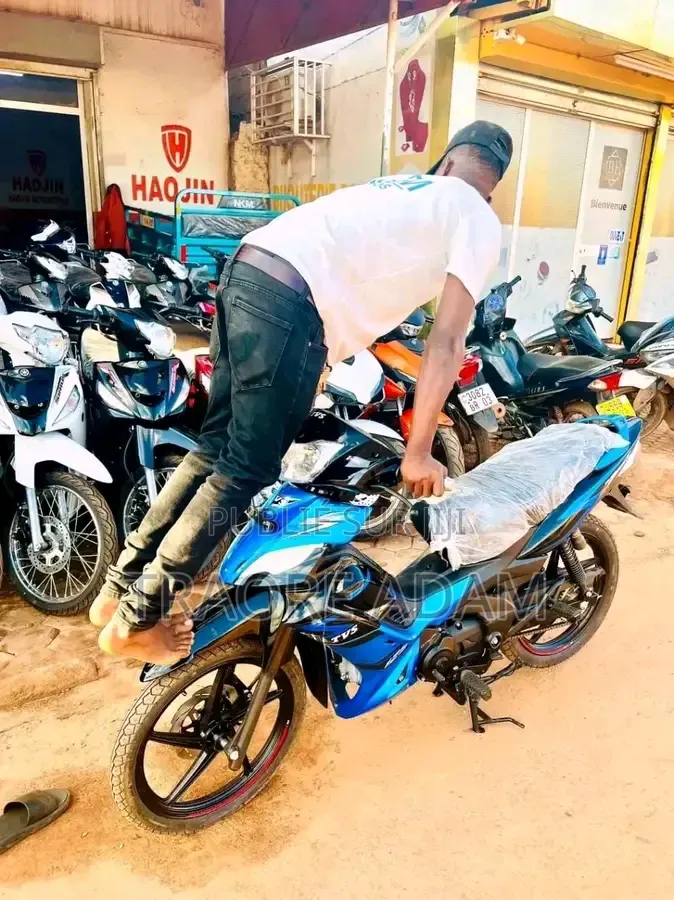 Nouveau TVS Rockz 125 2024 Autre