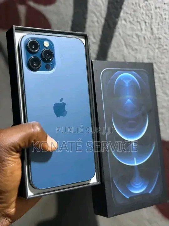 Nouveau Apple iPhone 12 Pro 128 GB Bleu