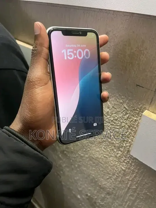 Nouveau Apple iPhone XR 64 GB Blanc