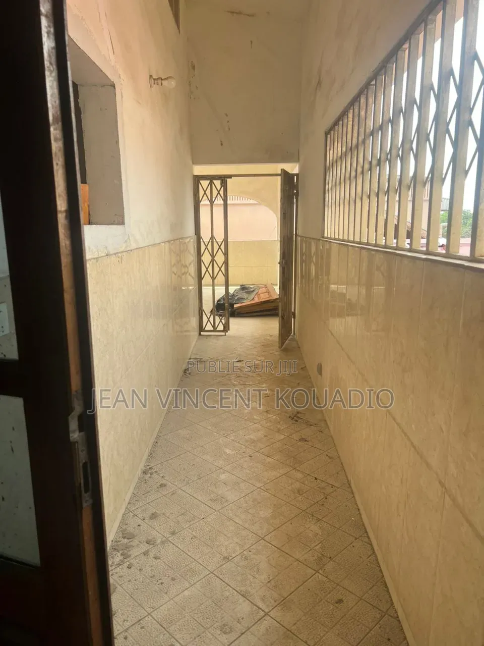 7chbre Duplex dans Particulier, Cocody à Vendre