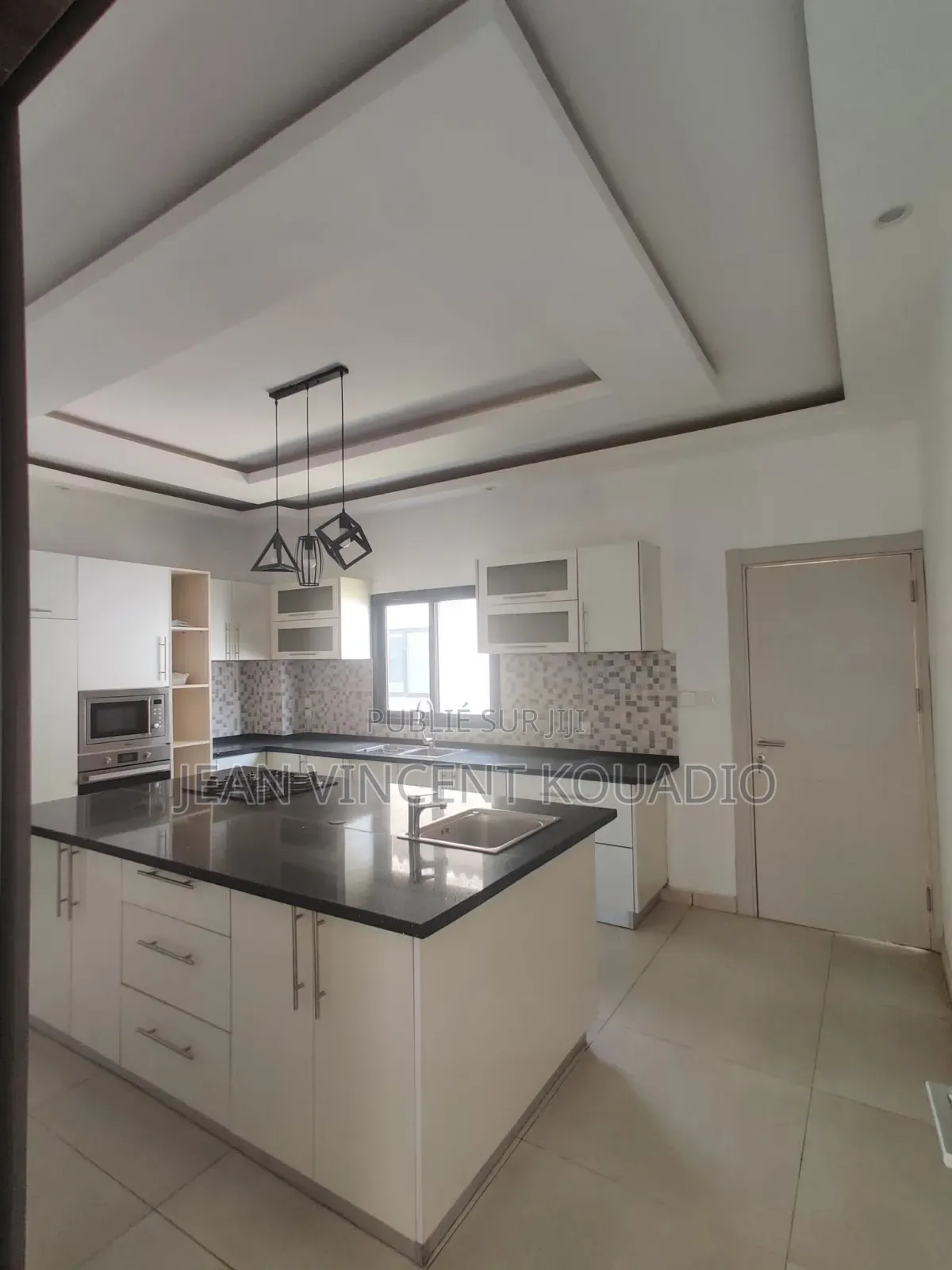 5chbre Duplex dans Duplex, Bingerville à Vendre
