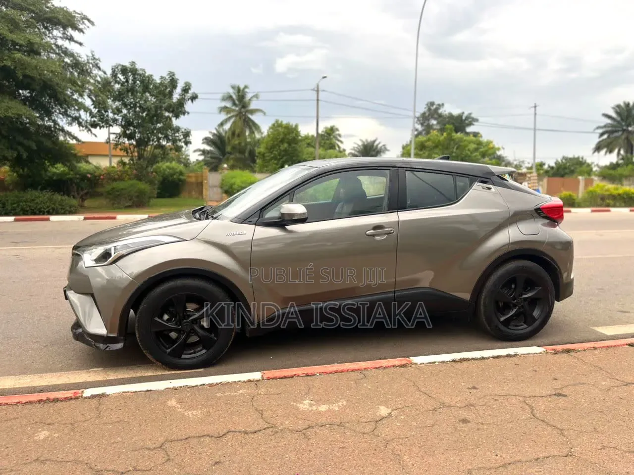 Toyota C-HR 2017 Gris