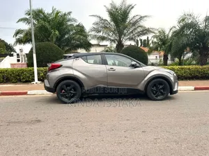 Toyota C-HR 2017 Gris