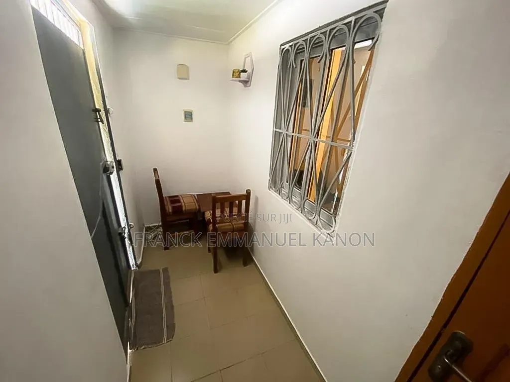 4chbre Villa dans Villa 4 Pcs, Yopougon à Vendre