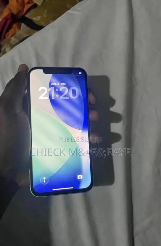 Nouveau Apple iPhone 12 128 GB Argenté