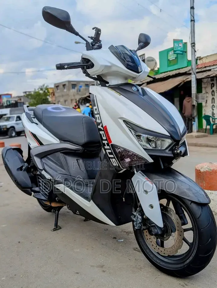 Nouveau Yamaha Autre 2025 Blanc