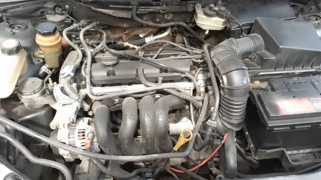 Ford Focus 1.6 2004 Gris
