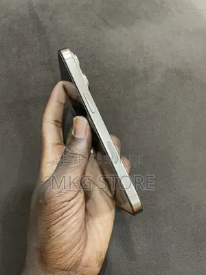 Apple iPhone 16 Pro 128 GB Bronze
