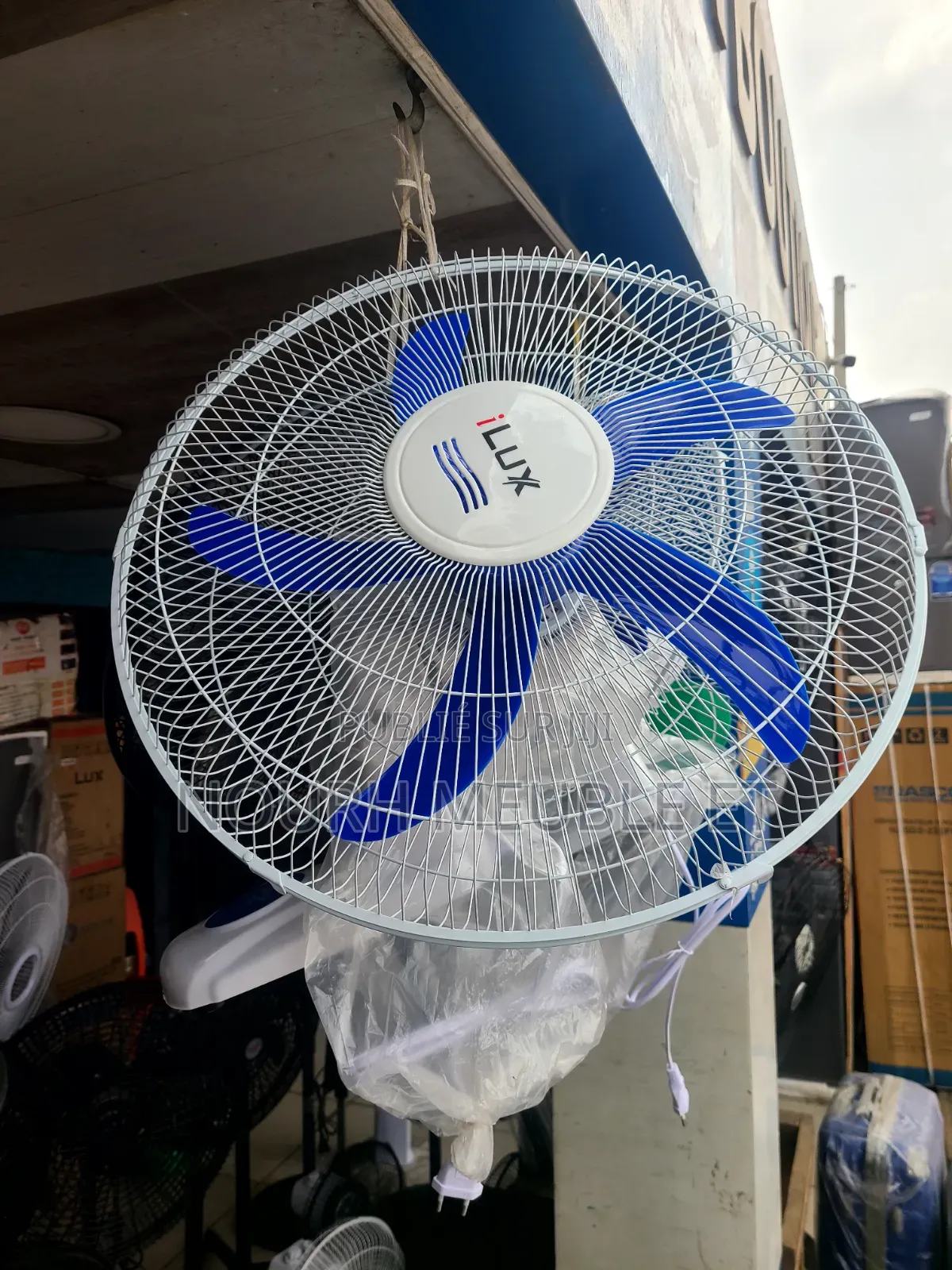 Ventilateur Mural Ilux 18 Pouces Avec Télécommande – Neuf - Abobo