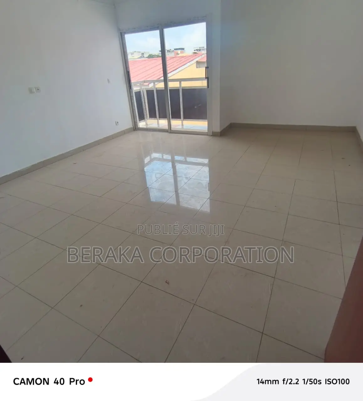 5chbre Maison dans Beraka Corporation, Cocody à Louer