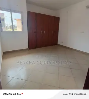 5chbre Maison dans Beraka Corporation, Cocody à Louer