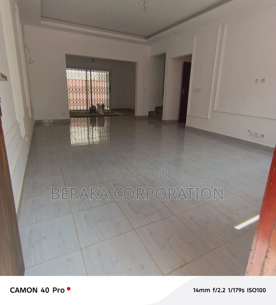 5chbre Maison dans Beraka Corporation, Cocody à Louer