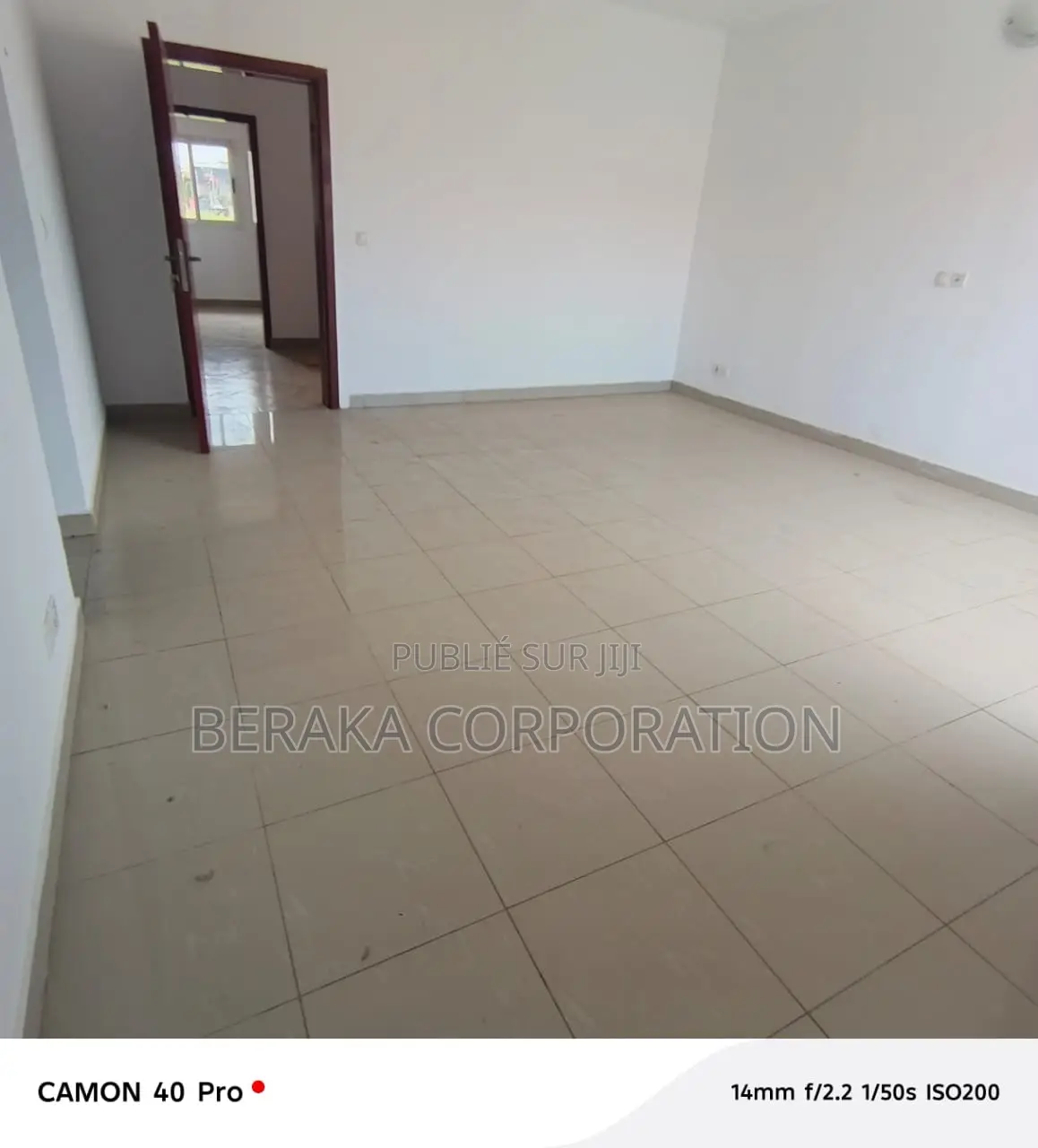 5chbre Maison dans Beraka Corporation, Cocody à Louer