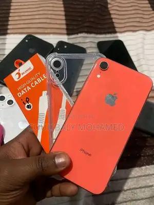 Nouveau Apple iPhone XR 128 GB Jaune