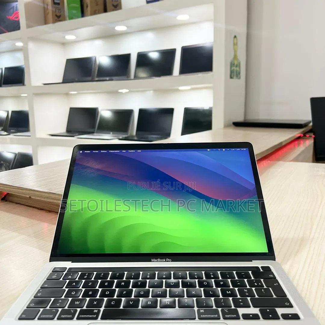 Nouveau Apple MacBook Pro 2020 8GB Intel Core i5 SSD 256GB