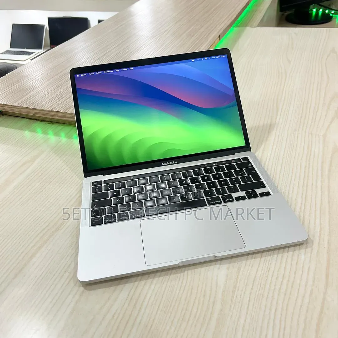 Nouveau Apple MacBook Pro 2020 8GB Intel Core i5 SSD 256GB