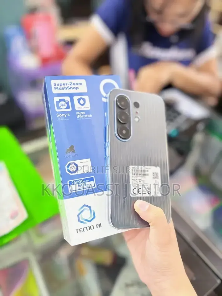 Nouveau Tecno Camon 50 256 GB Autre