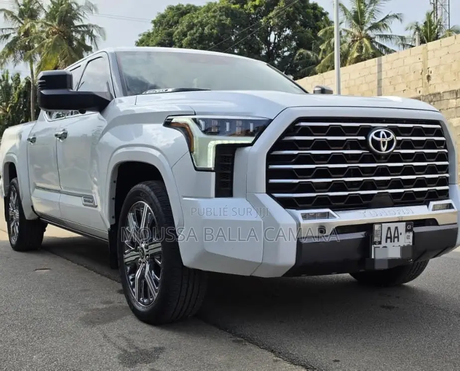 Toyota Tundra Hybrid 2025 Blanc