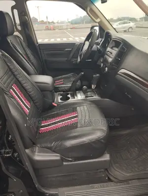Mitsubishi Pajero 2015 Noir