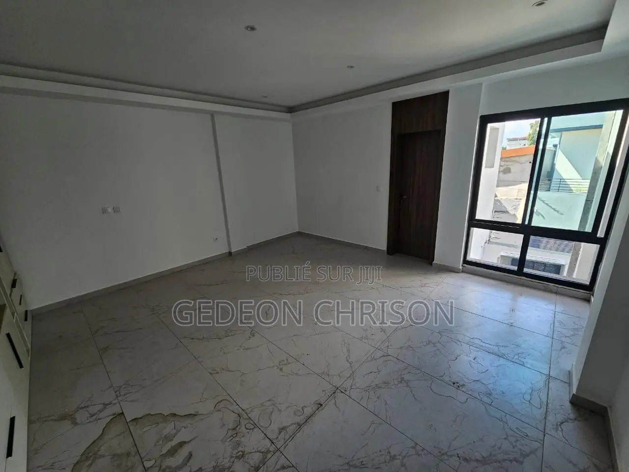5chbre Villa dans Cocody à Louer